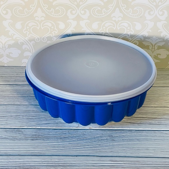 VINTAGE TUPPERWARE Jello Bundt Ring Blue 1201 - Picture 2 of 4